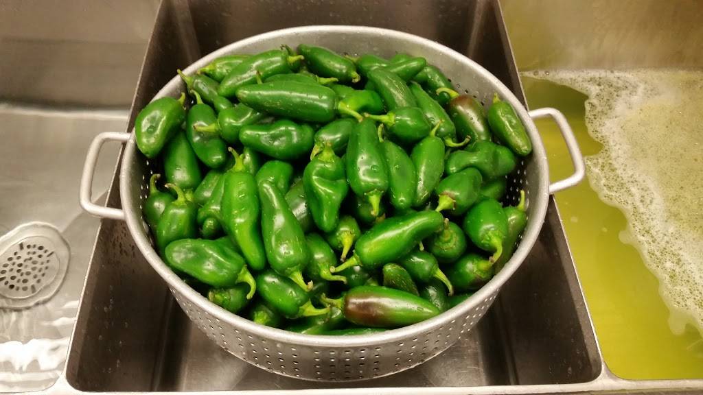 Don Wong Burritos & Tacos | restaurant | 4025 Dorchester Rd #4A, Niagara Falls, ON L2E 6N1, Canada | 2892965997 OR +1 289-296-5997