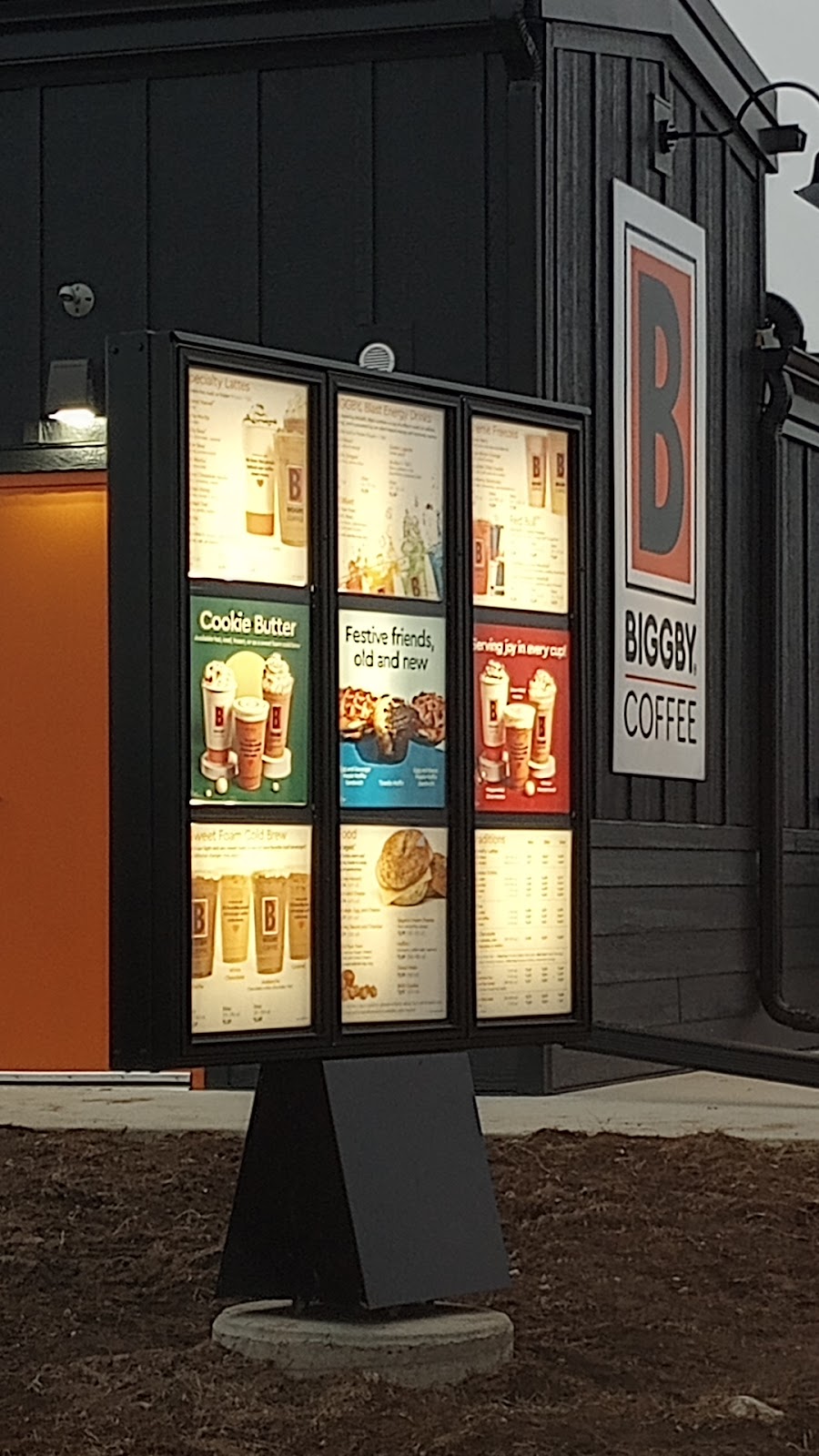 BIGGBY Coffee | restaurant | 465 Walton Dr, Plymouth, WI 53073, USA | 9208386998 OR +1 920-838-6998