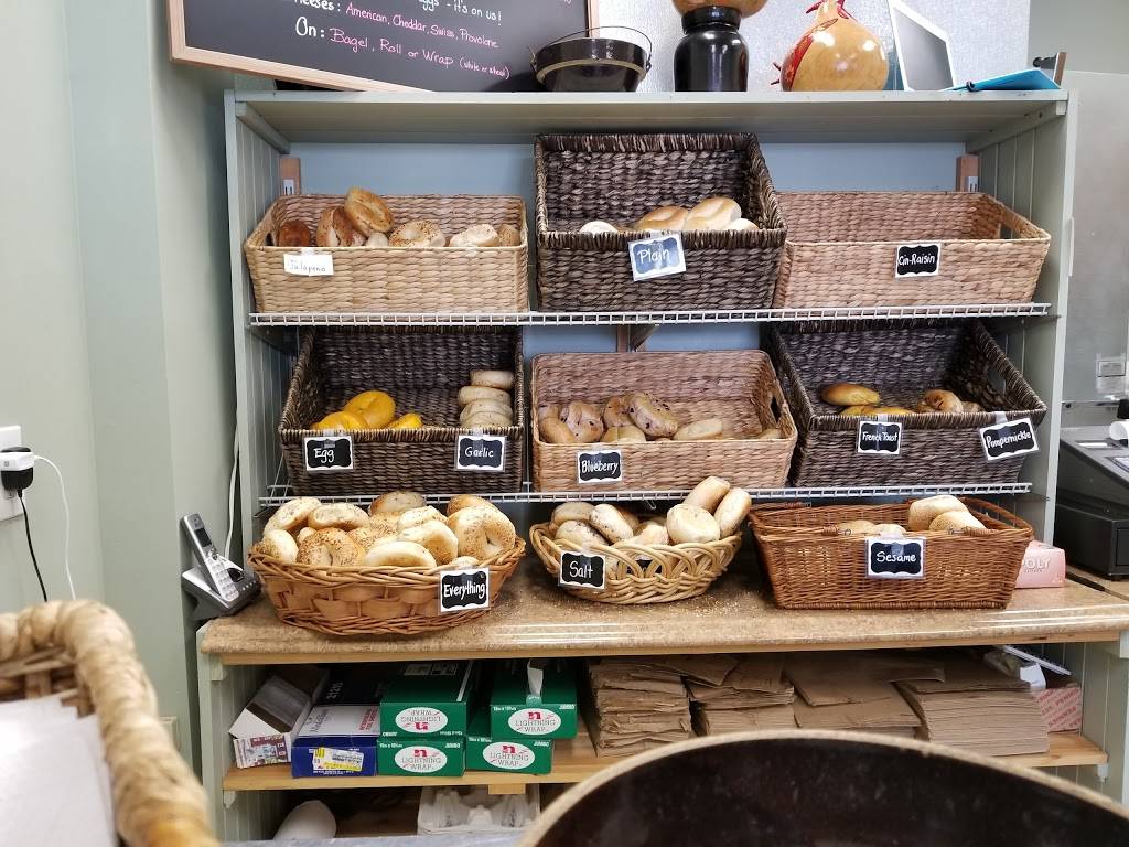 Blazing Bagels | bakery | 83 W Main St, Walden, NY 12586, USA | 8457135142 OR +1 845-713-5142