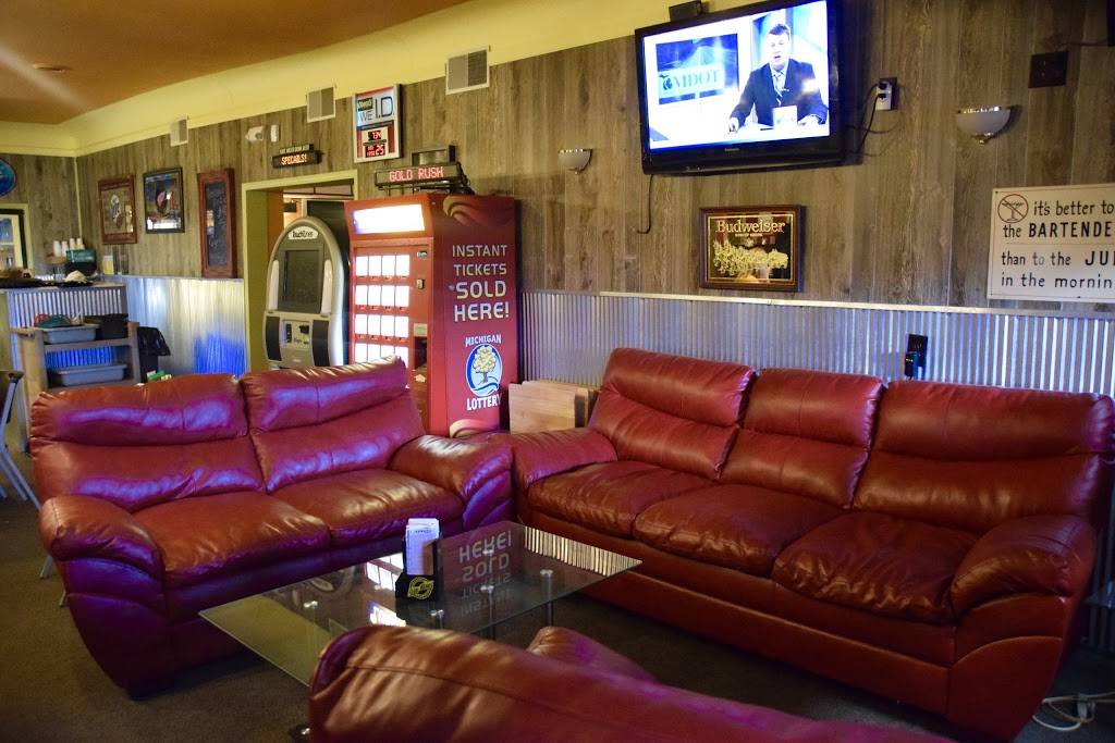 Frederic inn | restaurant | 6516 N Old 27, Frederic, MI 49733, USA | 9893488636 OR +1 989-348-8636