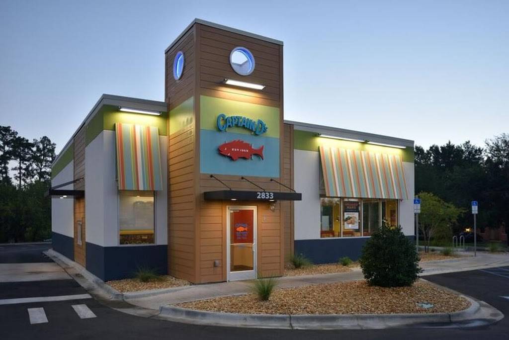 Captain Ds | restaurant | 107 W General Screven Way, Hinesville, GA 31313, USA | 9128767995 OR +1 912-876-7995
