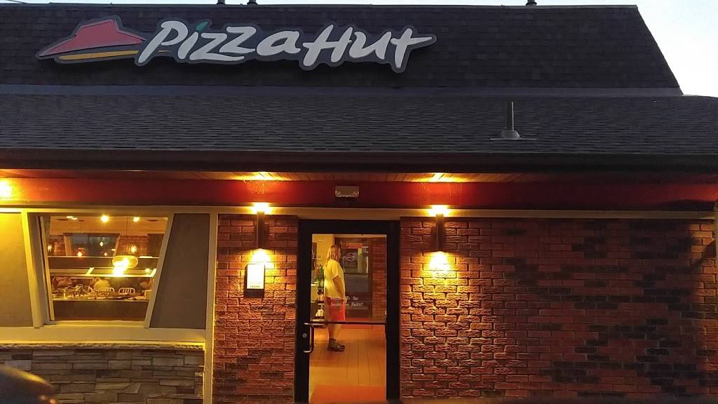 Pizza Hut | meal takeaway | 110 Keen St, Burkesville, KY 42717, USA | 2708645323 OR +1 270-864-5323