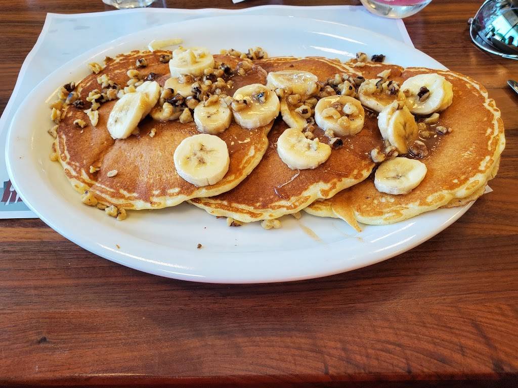 Turning Point | restaurant | 3204 Fashion Center Blvd, Christiana, DE 19702, USA | 3027384326 OR +1 302-738-4326