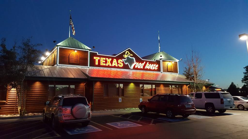 Texas Roadhouse | restaurant | 14200 E Iliff Ave, Aurora, CO 80014, USA | 3037453838 OR +1 303-745-3838