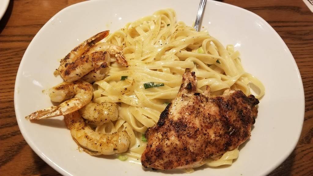 Outback Steakhouse | restaurant | 2507 Evergreen Rd, Gambrills, MD 21054, USA | 4107749227 OR +1 410-774-9227