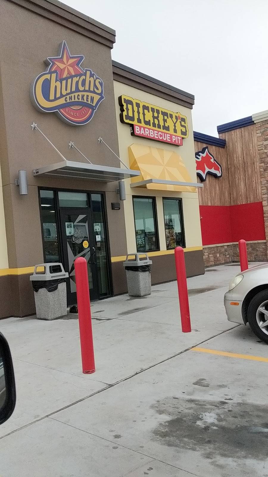 Dickeys Barbecue Pit | restaurant | Road Ranger Truck Stop 6615, N Interstate 35 Frontage Rd, Waco, TX 76705, USA | 2548291450 OR +1 254-829-1450