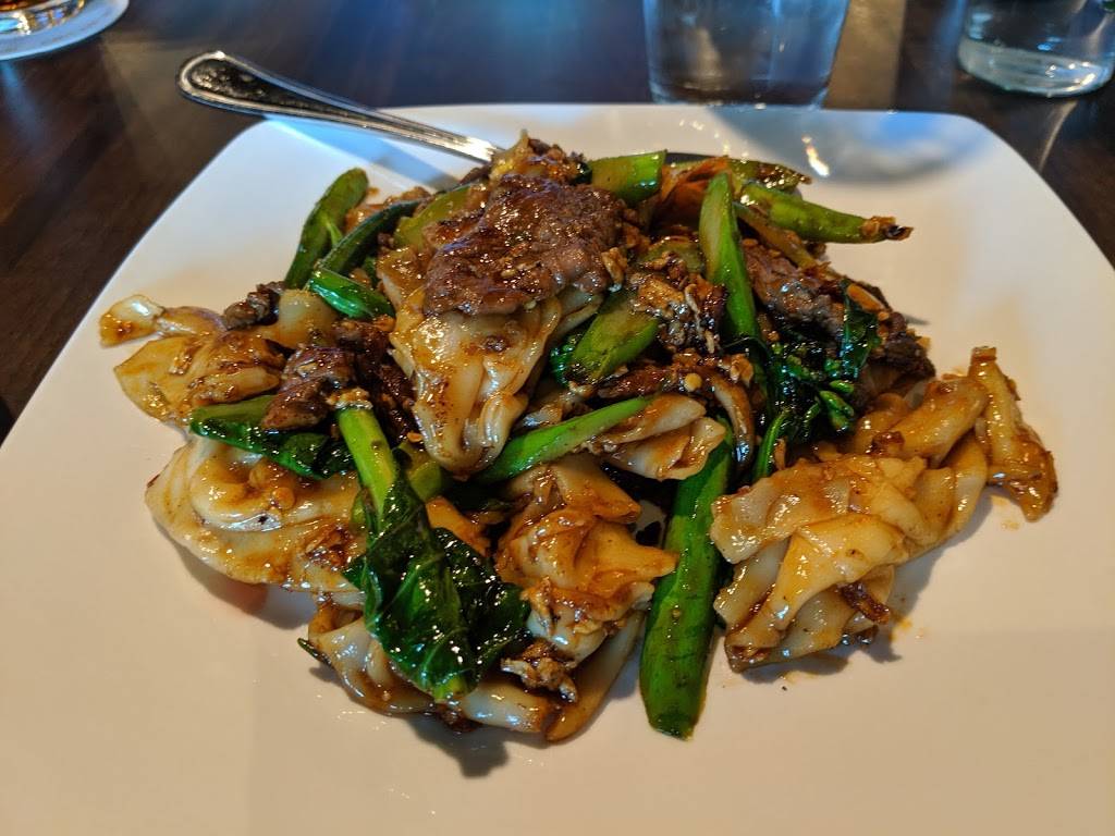 Thai Kitchen Bird Pepper | restaurant | 563 Bellevue Square, Bellevue, WA 98004, USA | 4254547334 OR +1 425-454-7334