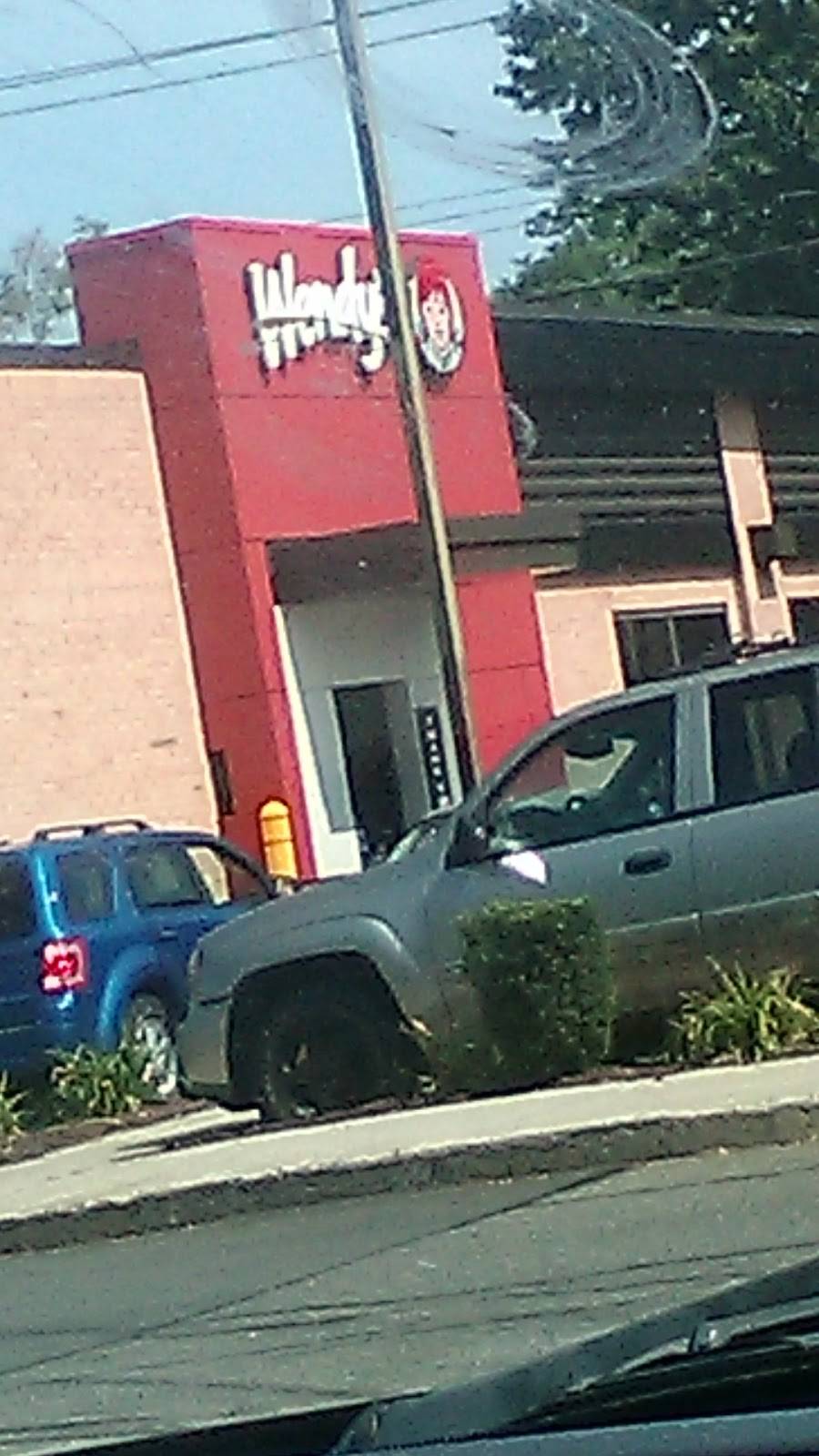 Wendys | restaurant | 1105 Main St, Stratford, CT 06615, USA | 2033869330 OR +1 203-386-9330