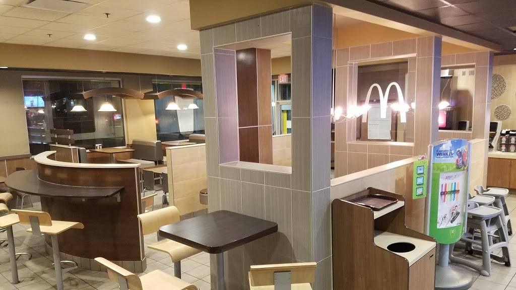 McDonalds | cafe | 30161 Southfield Rd, Southfield, MI 48076, USA | 2485944773 OR +1 248-594-4773