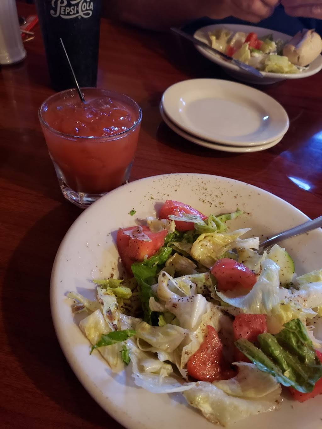 Susies Grill | restaurant | 1252 Mariner Blvd, Spring Hill, FL 34609, USA | 3526832090 OR +1 352-683-2090