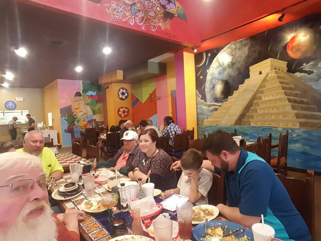 Molcajete Méxican Restaurant | restaurant | 906 G St, Geneva, NE 68361, USA | 4027593071 OR +1 402-759-3071