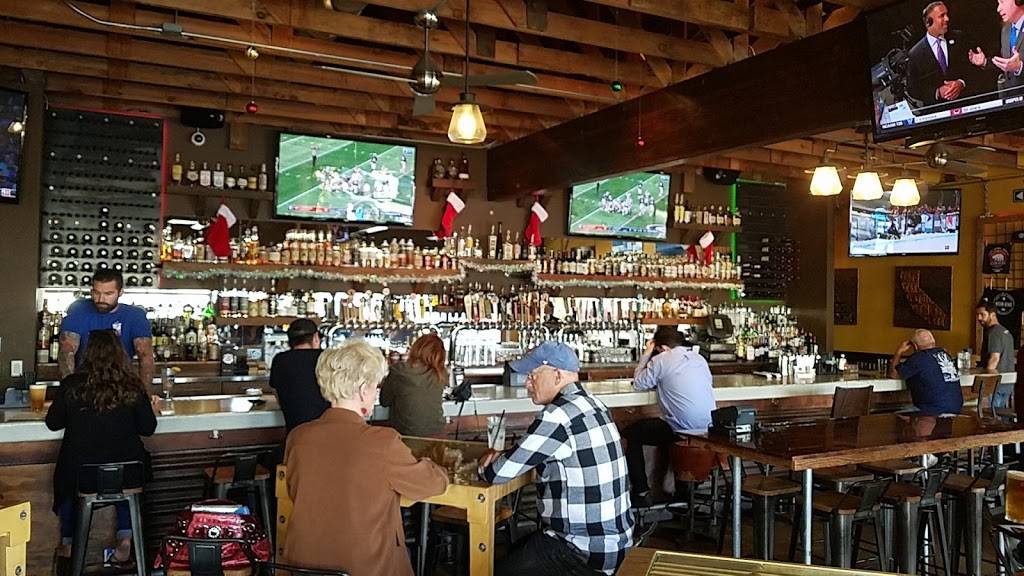 Mission Ave Bar and Grill | restaurant | 711 Mission Ave, Oceanside, CA 92054, USA | 7606372222 OR +1 760-637-2222