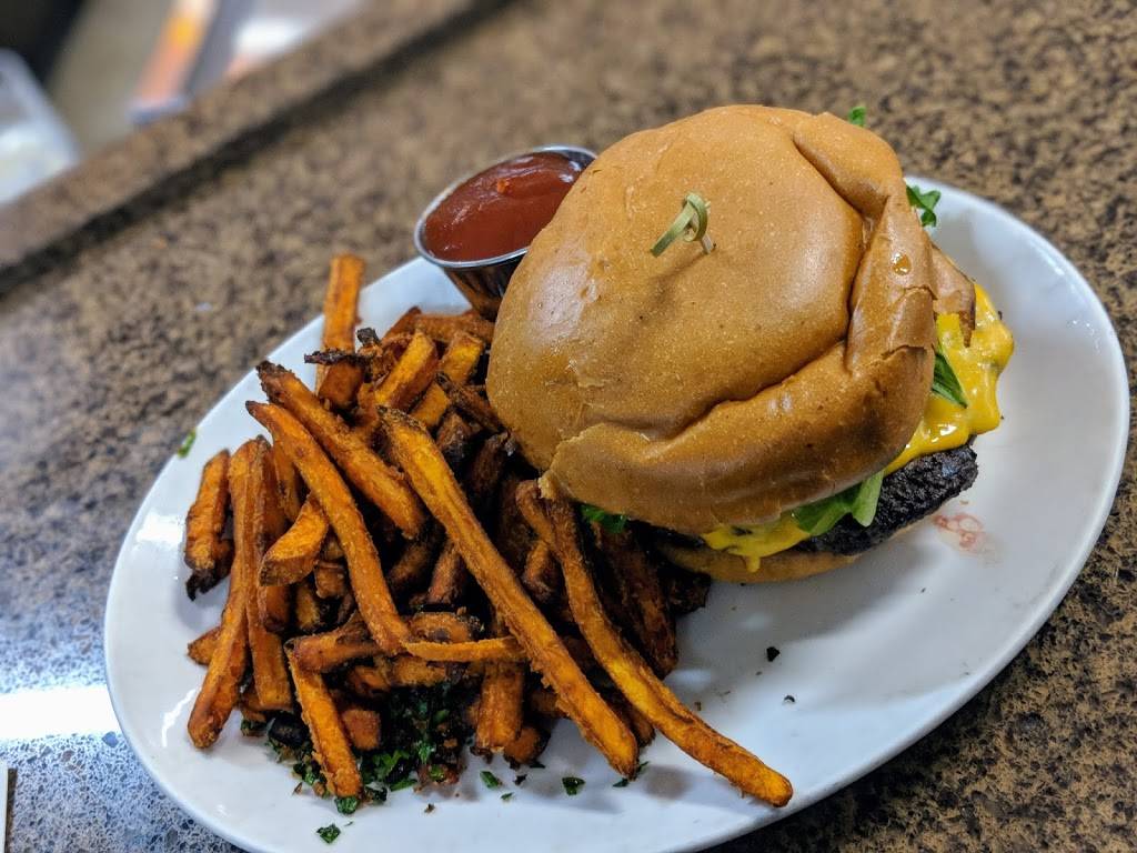 Cat Cora’s Kitchen | restaurant | Terminal 2, San Francisco, CA 94128, USA | 6508219288 OR +1 650-821-9288