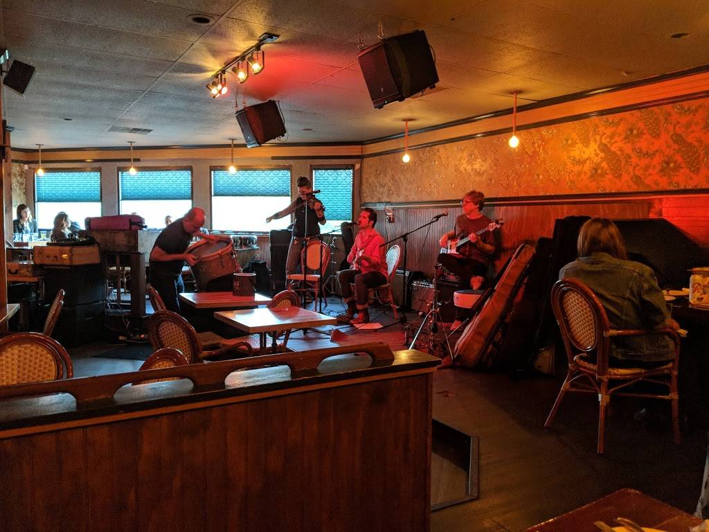 Hotel Albatross | restaurant | 2319 NW Market St, Seattle, WA 98107, USA | 2065666181 OR +1 206-566-6181