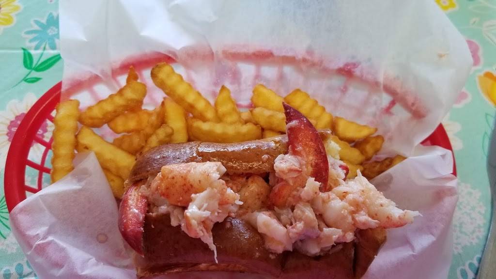 Surry Seafood Co | restaurant | 60 Weld St, Dixfield, ME 04224, USA | 2075629900 OR +1 207-562-9900