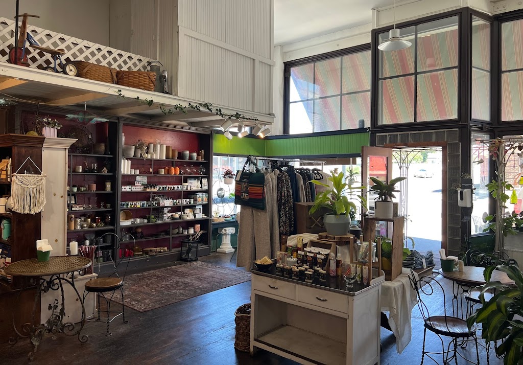 Country Flowers | cafe | 201 S Main St, Condon, OR 97823, USA | 5413844120 OR +1 541-384-4120