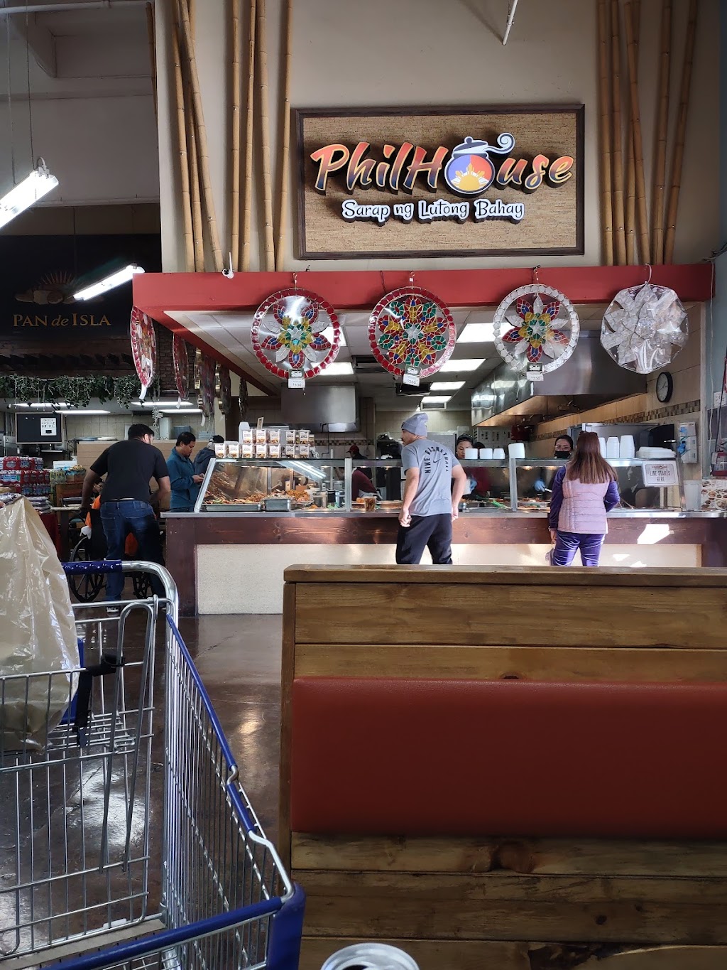 Island Pacific Seafood Market | restaurant | 2100 N Park Blvd, Pittsburg, CA 94565, USA | 9253182222 OR +1 925-318-2222