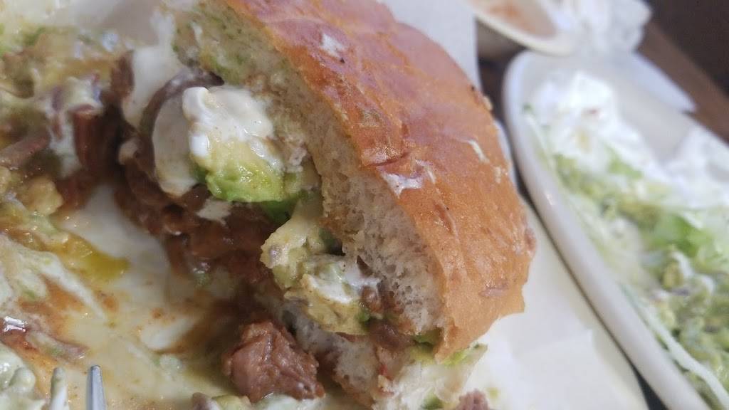 Taqueria La Tapatia | restaurant | 6731 S Flores St, San Antonio, TX 78221, USA | 2109246181 OR +1 210-924-6181