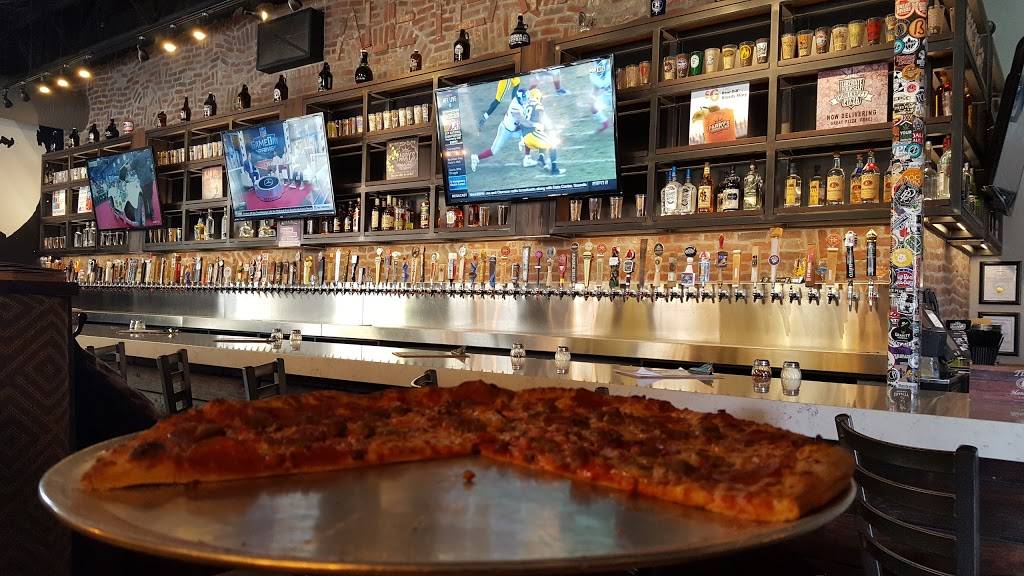 Parrys Pizzeria & Bar | restaurant | 1232 S Hover St, Longmont, CO 80501, USA | 3036511010 OR +1 303-651-1010