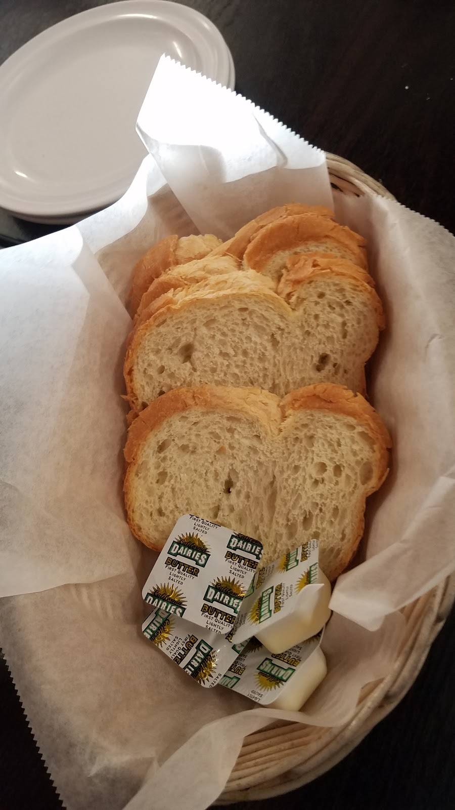 El Criollo Cuban Restaurant | restaurant | 6622 Van Nuys Blvd, Van Nuys, CA 91405, USA | 8187858625 OR +1 818-785-8625