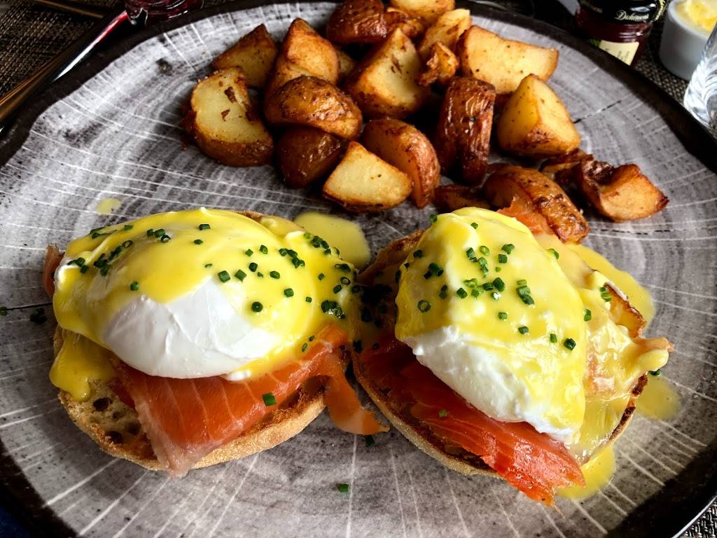 Town Meeting | restaurant | 2027 Massachusetts Ave, Lexington, MA 02421, USA | 7813016655 OR +1 781-301-6655