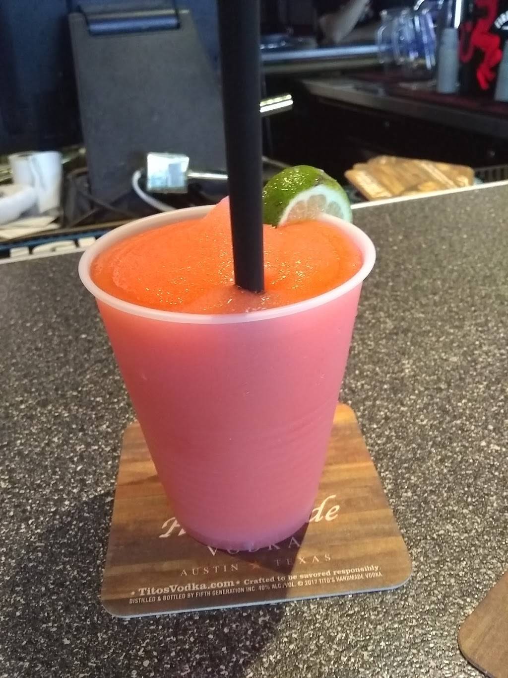 Bootleggers Pooler | restaurant | 1017 EAST, US-80 #8, Pooler, GA 31322, USA | 9127485022 OR +1 912-748-5022