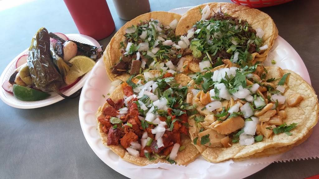 Tacos El Caporal (28th St) | restaurant | 1717 28th St SW, Wyoming, MI 49519, USA | 6162612711 OR +1 616-261-2711