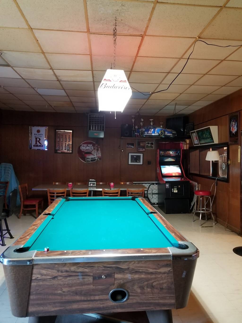 Phillips Station | restaurant | 210 Main St, St David, IL 61563, USA | 3096682250 OR +1 309-668-2250