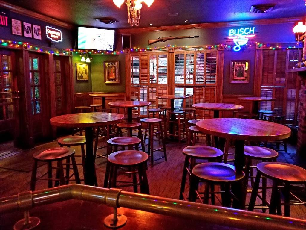 Tuckers Place | restaurant | 14282 Manchester Rd, Manchester, MO 63011, USA | 6362278062 OR +1 636-227-8062