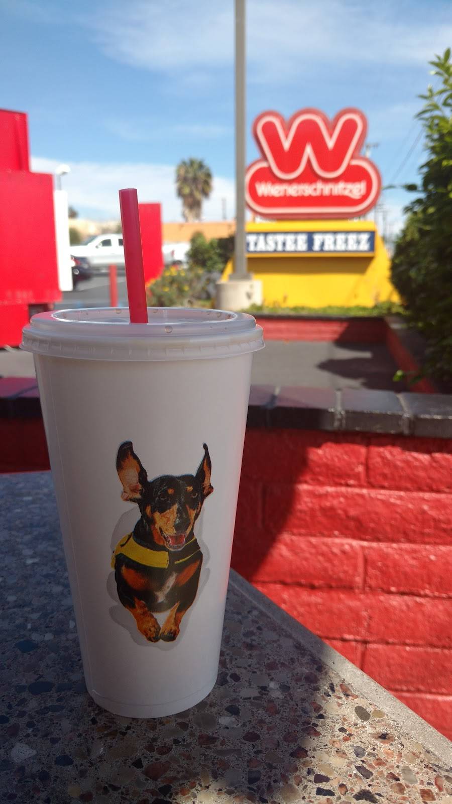 Wienerschnitzel | restaurant | 649 Arrow Hwy, Glendora, CA 91740, USA | 6263323179 OR +1 626-332-3179