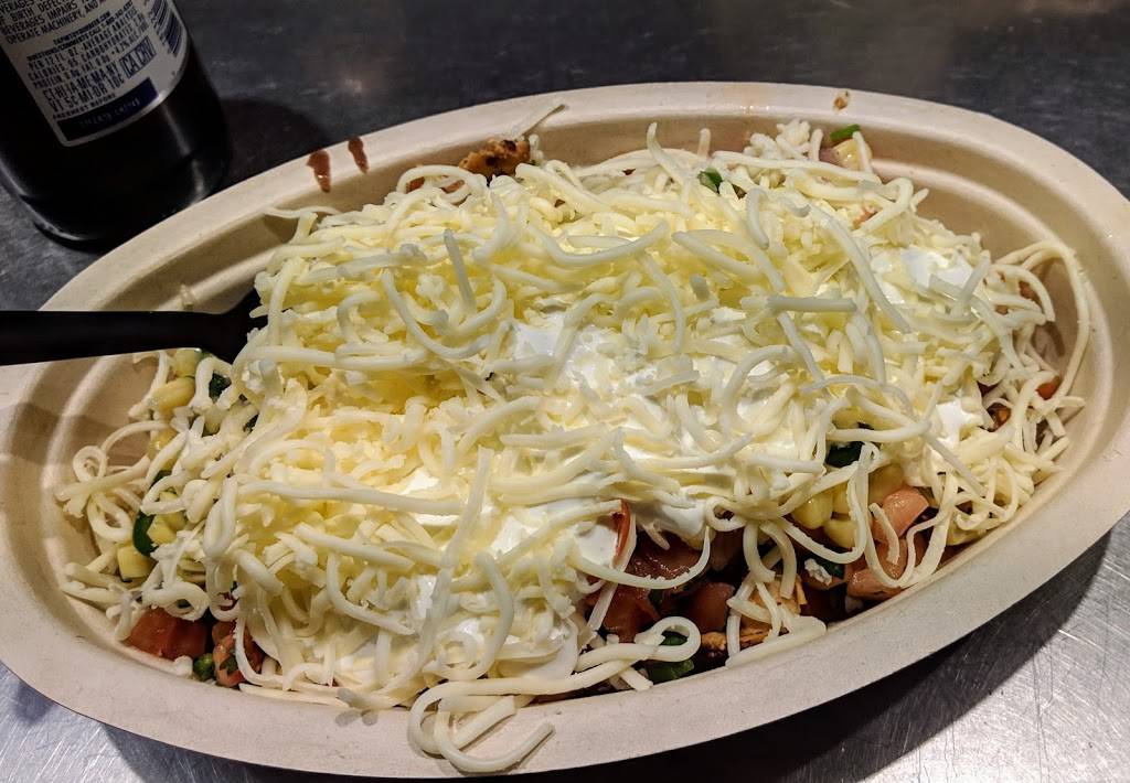 Chipotle Mexican Grill | restaurant | 1040 Green Blvd, US-50, Aurora, IN 47001, USA | 8129261287 OR +1 812-926-1287