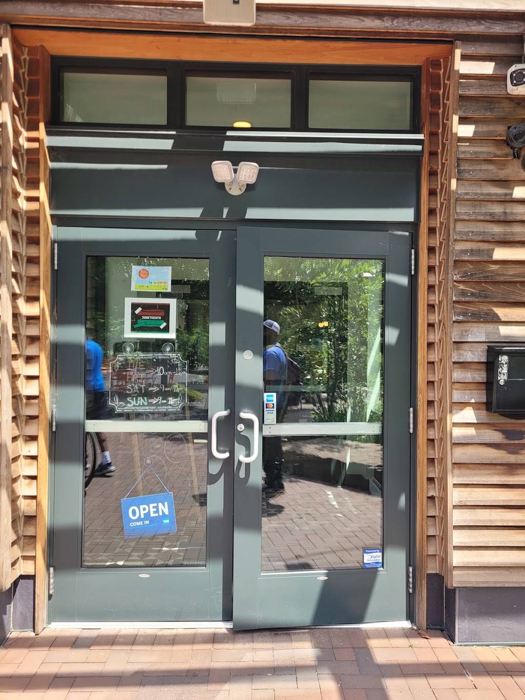 Renatas Kitchen | restaurant | 3940 Baltimore Ave, Philadelphia, PA 19104, USA | 2672758254 OR +1 267-275-8254