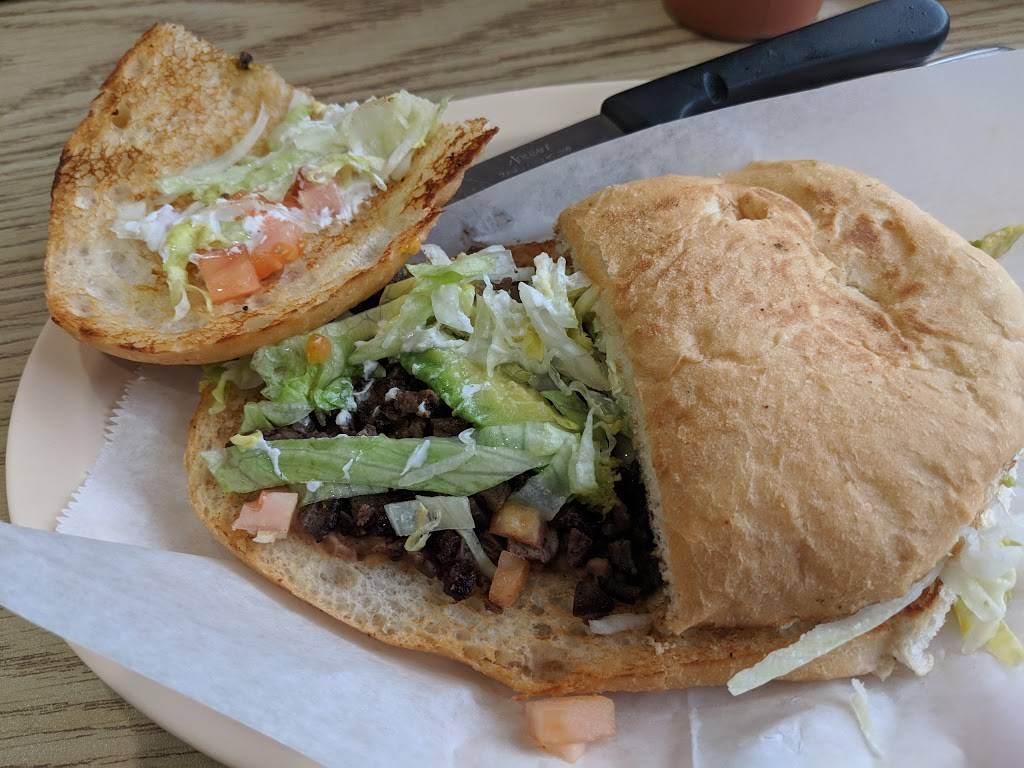 Los Molcajetes | restaurant | 3532 W Montrose Ave, Chicago, IL 60618, USA | 7732671834 OR +1 773-267-1834