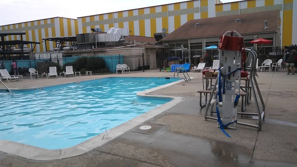 Cheshire Crab | restaurant | 1701 Poplar Ridge Rd, Pasadena, MD 21122, USA | 4103602220 OR +1 410-360-2220