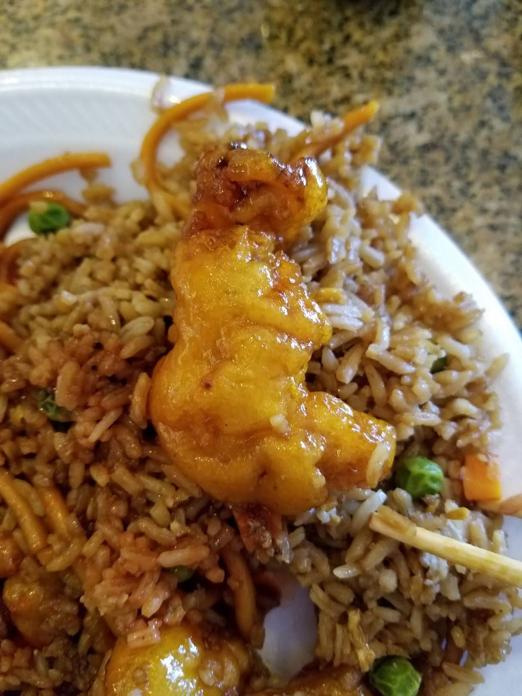 Golden Chopstix | restaurant | 12119 Apple Valley Rd, Apple Valley, CA 92308, USA | 7602473888 OR +1 760-247-3888