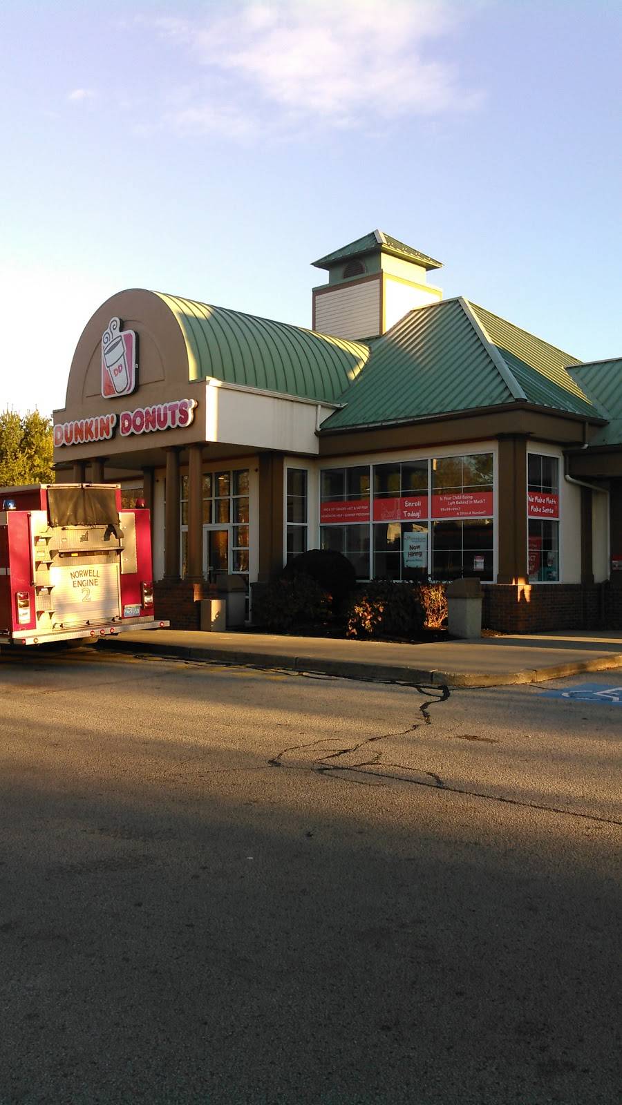 Dunkin | bakery | 2117 Washington St, Hanover, MA 02339, USA | 7816597400 OR +1 781-659-7400