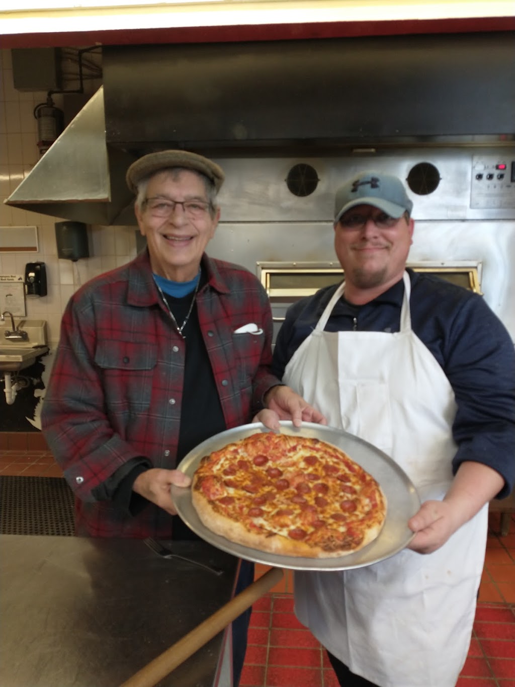 Puleos Pizzeria | restaurant | 8078 Kingston Pike STE 101, Knoxville, TN 37919, USA | 8653472734 OR +1 865-347-2734