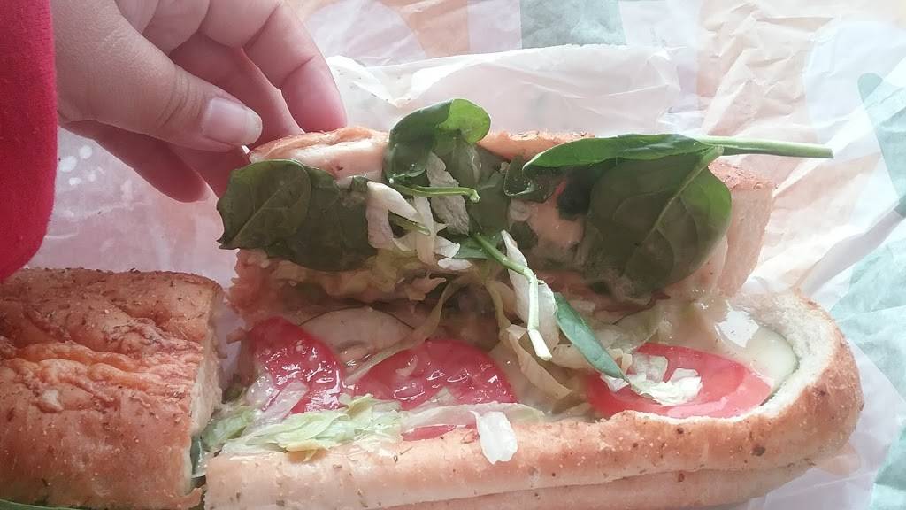 Subway | restaurant | Square S/C, 102 Statesville Rd Ste 5, Huntersville, NC 28078, USA | 7049481551 OR +1 704-948-1551