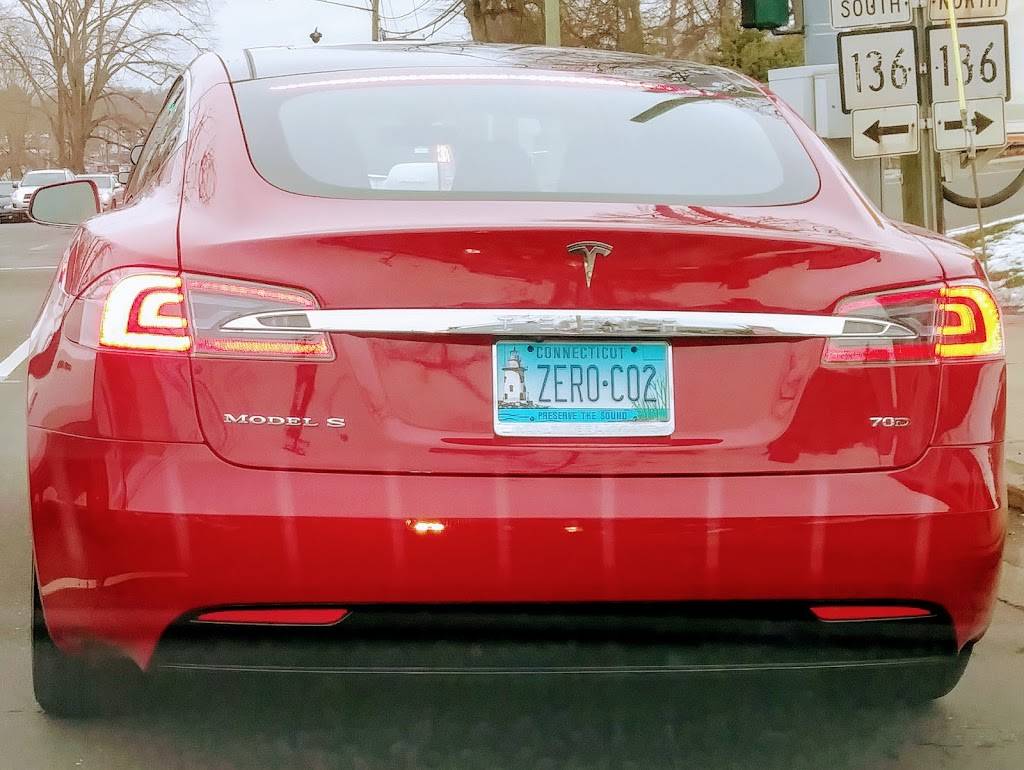 Compo Acres Shopping Center | shopping mall | 374 Post Rd E, Westport, CT 06880, USA | 2036355560 OR +1 203-635-5560