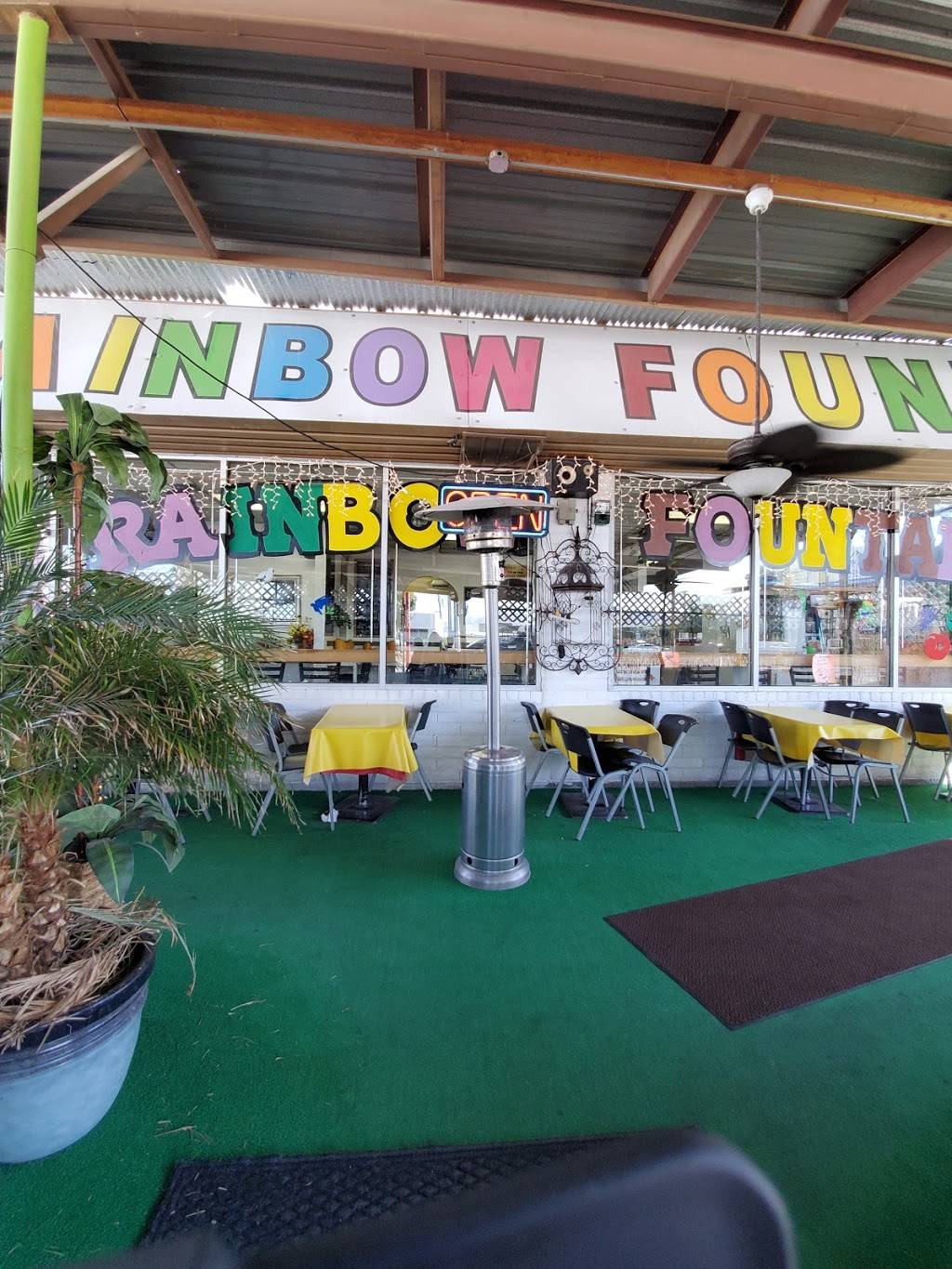 Rainbow Fountain | restaurant | 6232 Montana Ave A, El Paso, TX 79925, USA | 9157797928 OR +1 915-779-7928