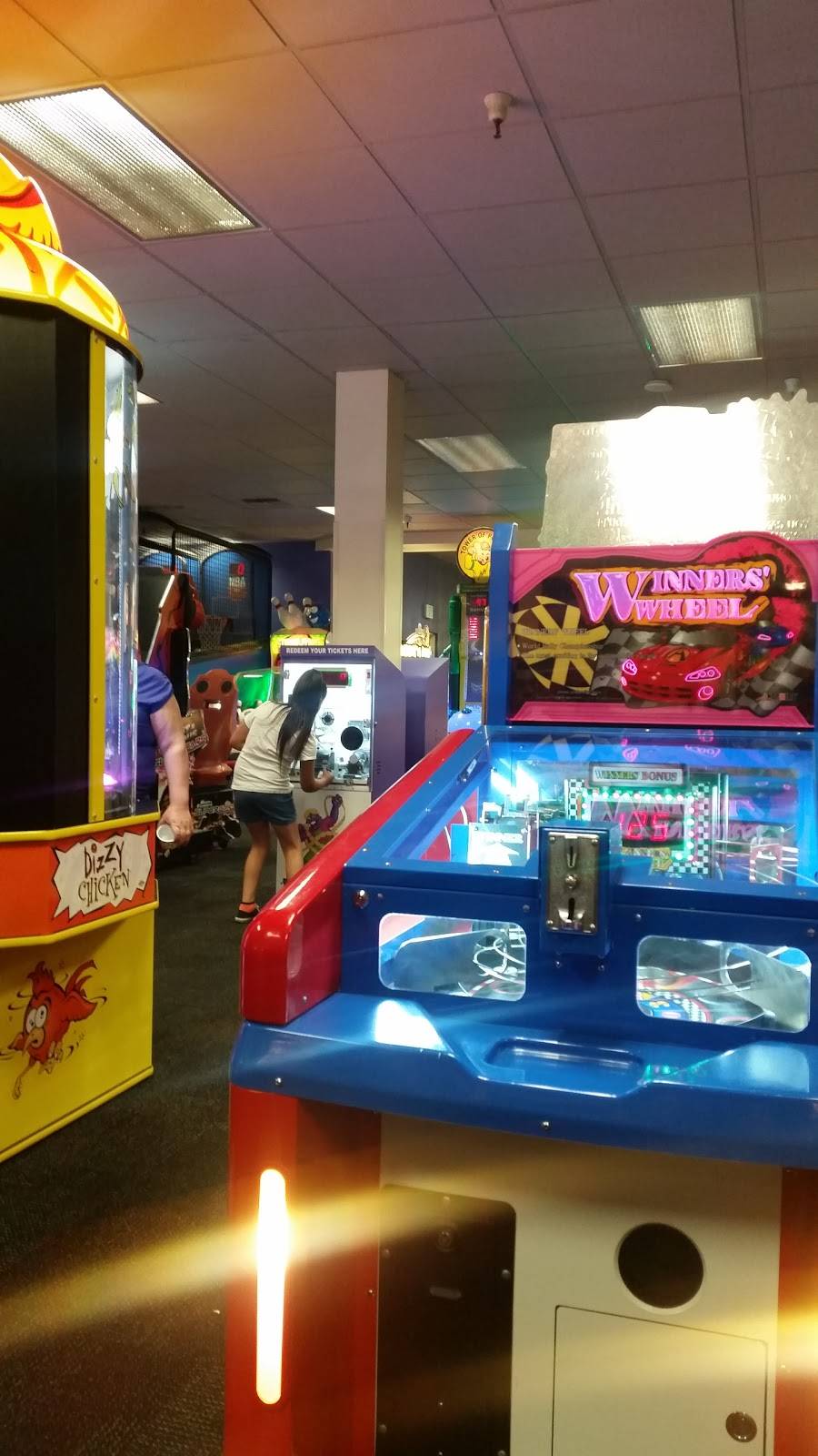 Chuck E. Cheese | restaurant | 4345 W Noble Ave, Visalia, CA 93277, USA | 5597333373 OR +1 559-733-3373