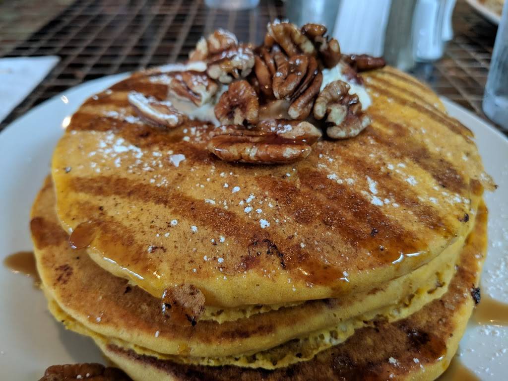 Mintons | restaurant | 760 N Limestone, Lexington, KY 40508, USA | 8599481874 OR +1 859-948-1874