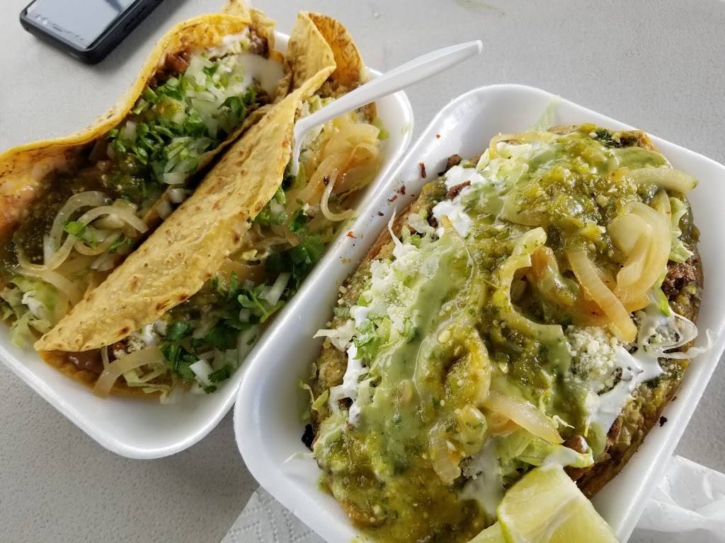 Viky’s Quesadillas | restaurant | 2230 Jesse St, Los Angeles, CA 90023, USA | 3232897939 OR +1 323-289-7939