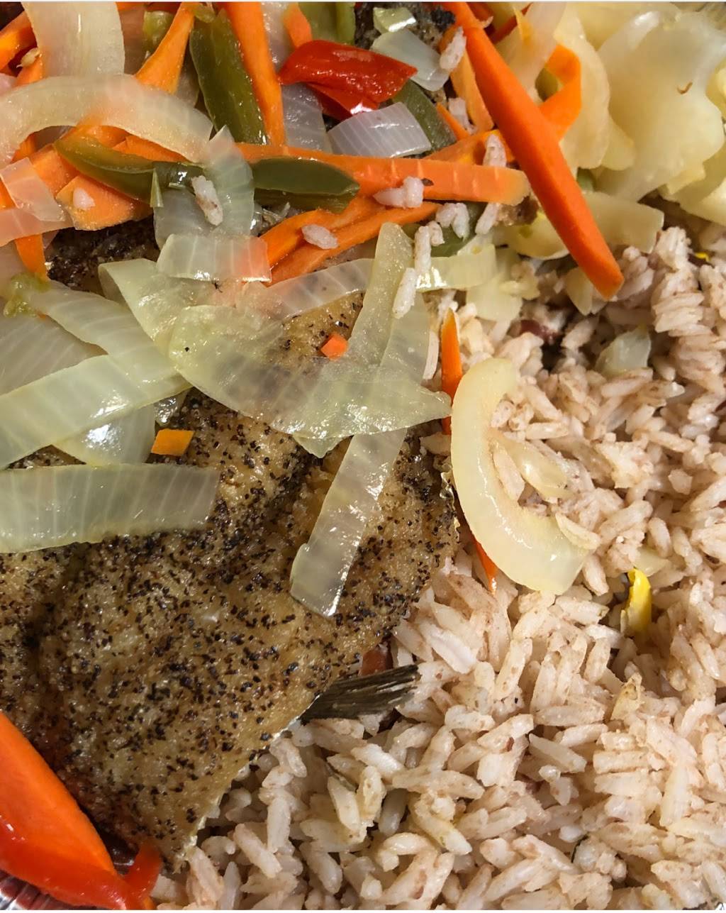 Wood Fire Grill | restaurant | 24 Main St, Hempstead, NY 11550, USA | 5167439228 OR +1 516-743-9228