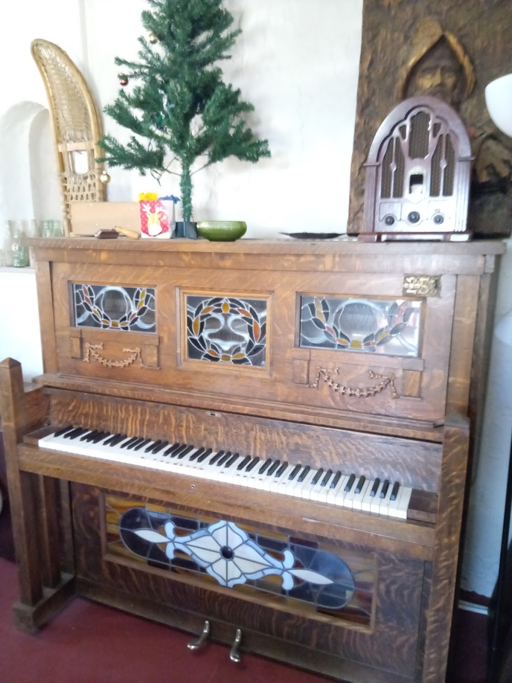 Yesterdays Restaurant & Sheps Miners Inn/Hotel | restaurant | 9827 2nd St, Chloride, AZ 86431, USA | 9285654251 OR +1 928-565-4251