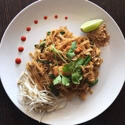 Murasaki Japanese & Thai | restaurant | 475 E Uwchlan Ave, Chester Springs, PA 19425, USA | 4843418362 OR +1 484-341-8362