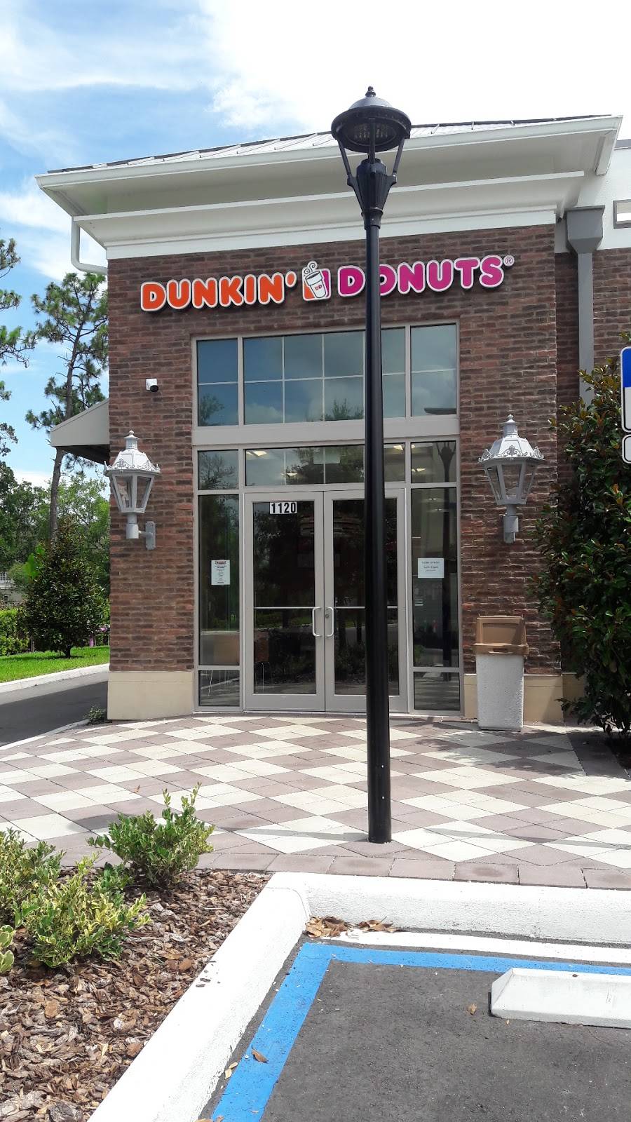 Dunkin | bakery | 222 Wheelhouse Lane Suite 1120, Lake Mary, FL 32746, USA | 4075492556 OR +1 407-549-2556
