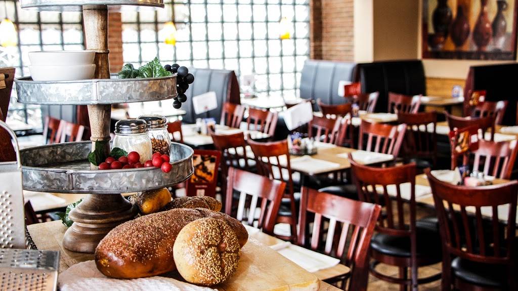 Vasilios Restaurant & Pizzeria | restaurant | 500 Trumbull Ave, Cortland, OH 44410, USA | 3306383718 OR +1 330-638-3718