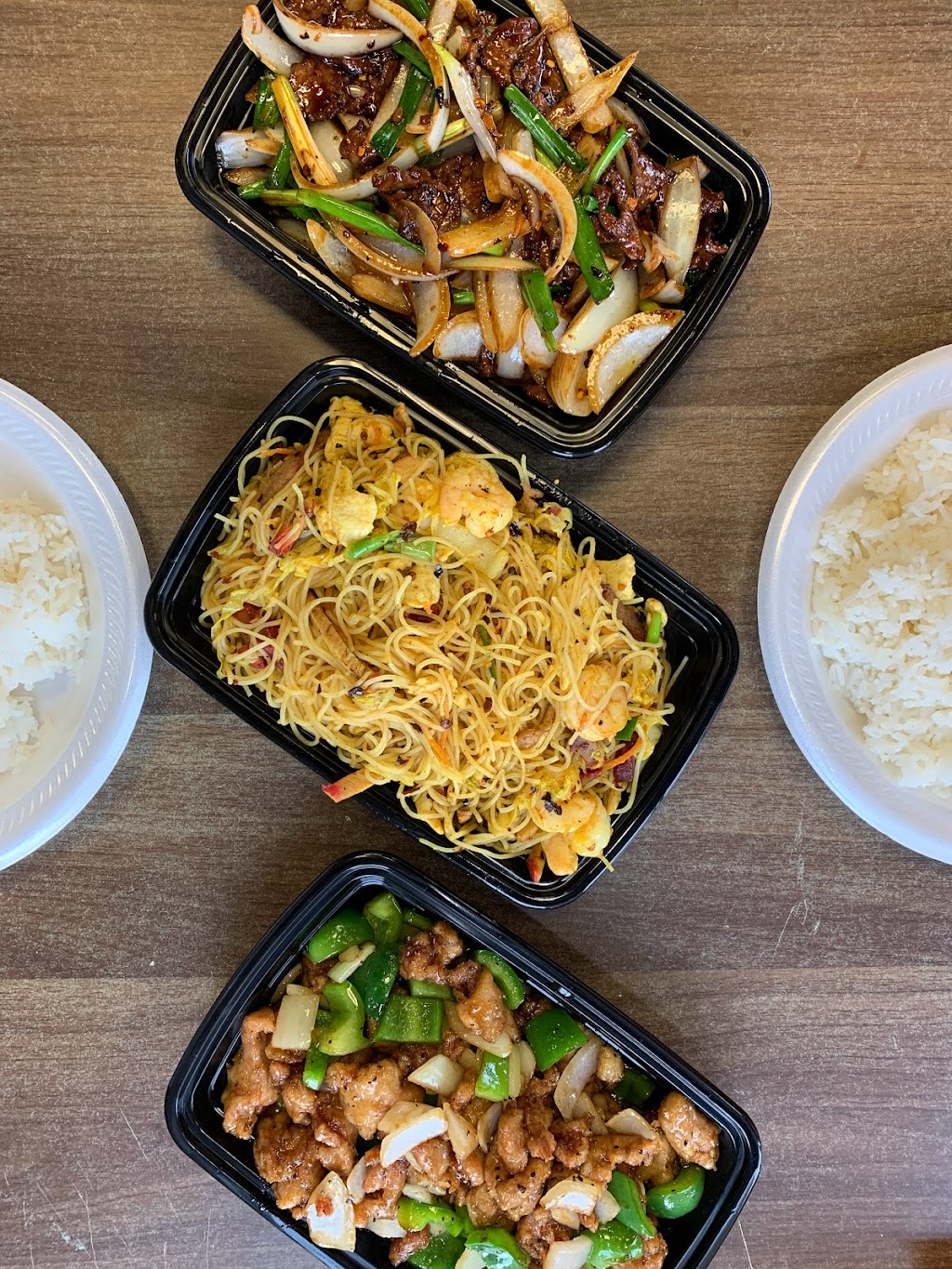 CHINA TOWN CHINESE FOOD | meal takeaway | 327 N Hillside St, Wichita, KS 67214, USA | 3166515500 OR +1 316-651-5500