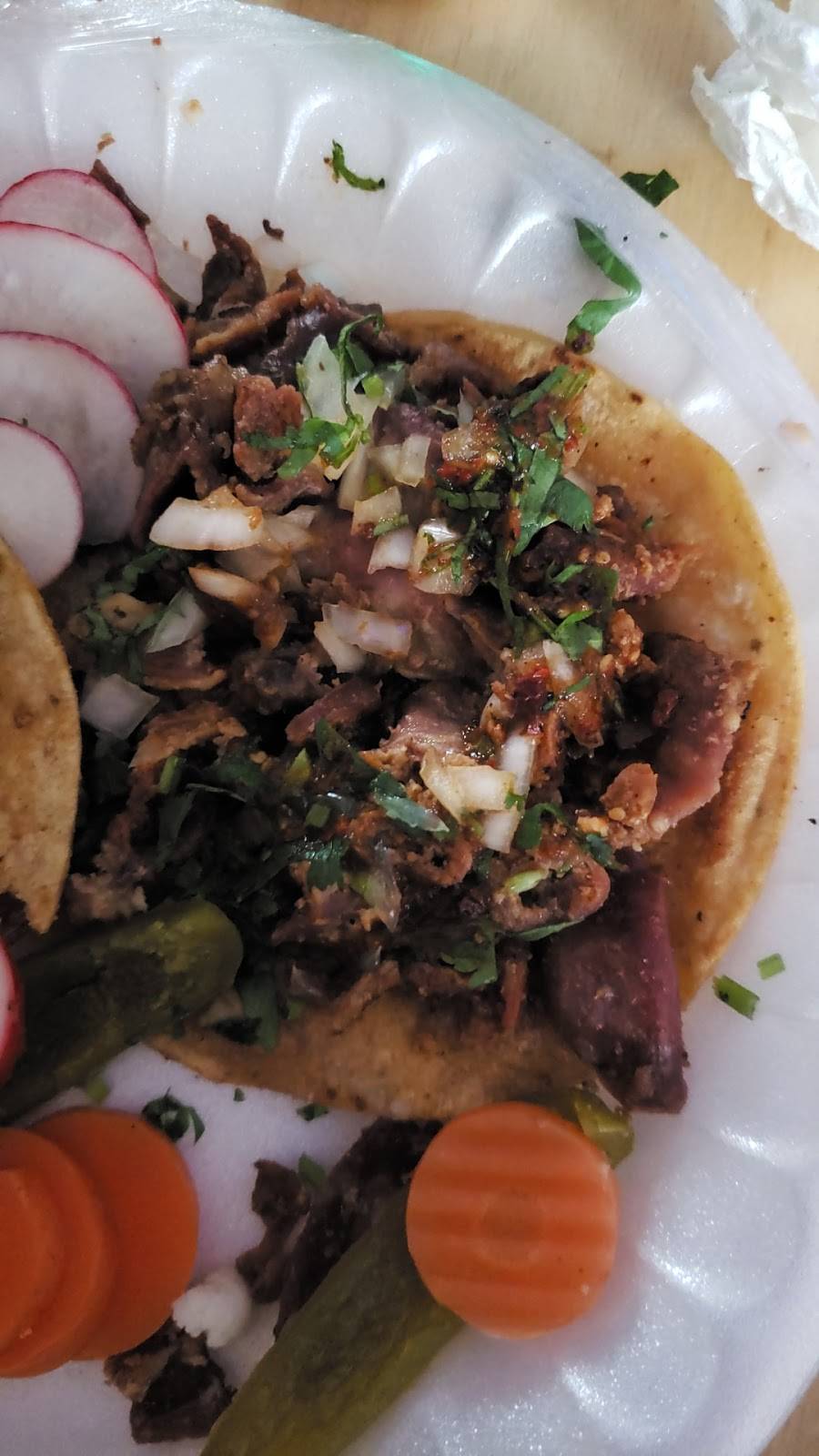 Tacos La Chaparrita | restaurant | 2424 Whipple Rd, Hayward, CA 94544, USA | 5106955686 OR +1 510-695-5686